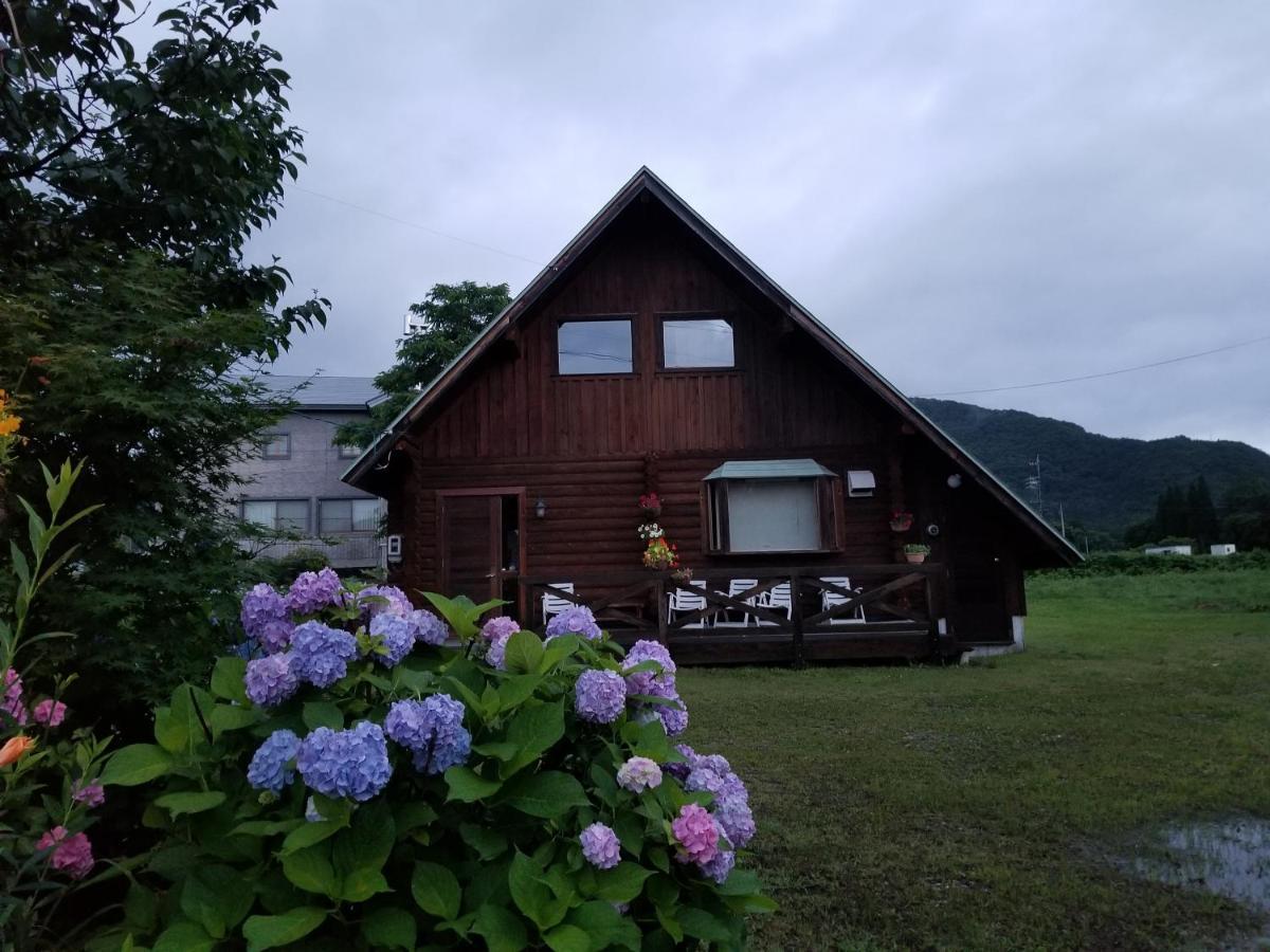 Log Cottage Villa Happo Hakuba Exteriör bild